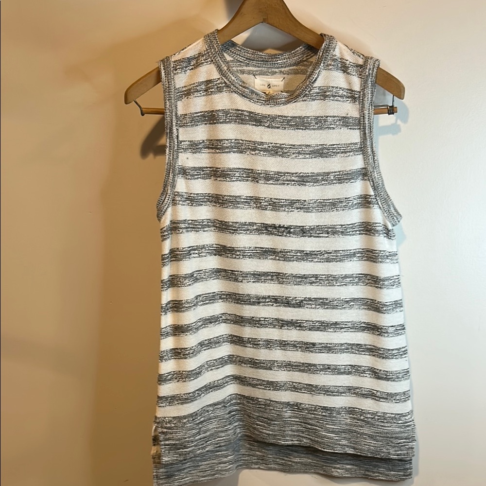 Lou & Grey Boxy White and Gray Tank Top